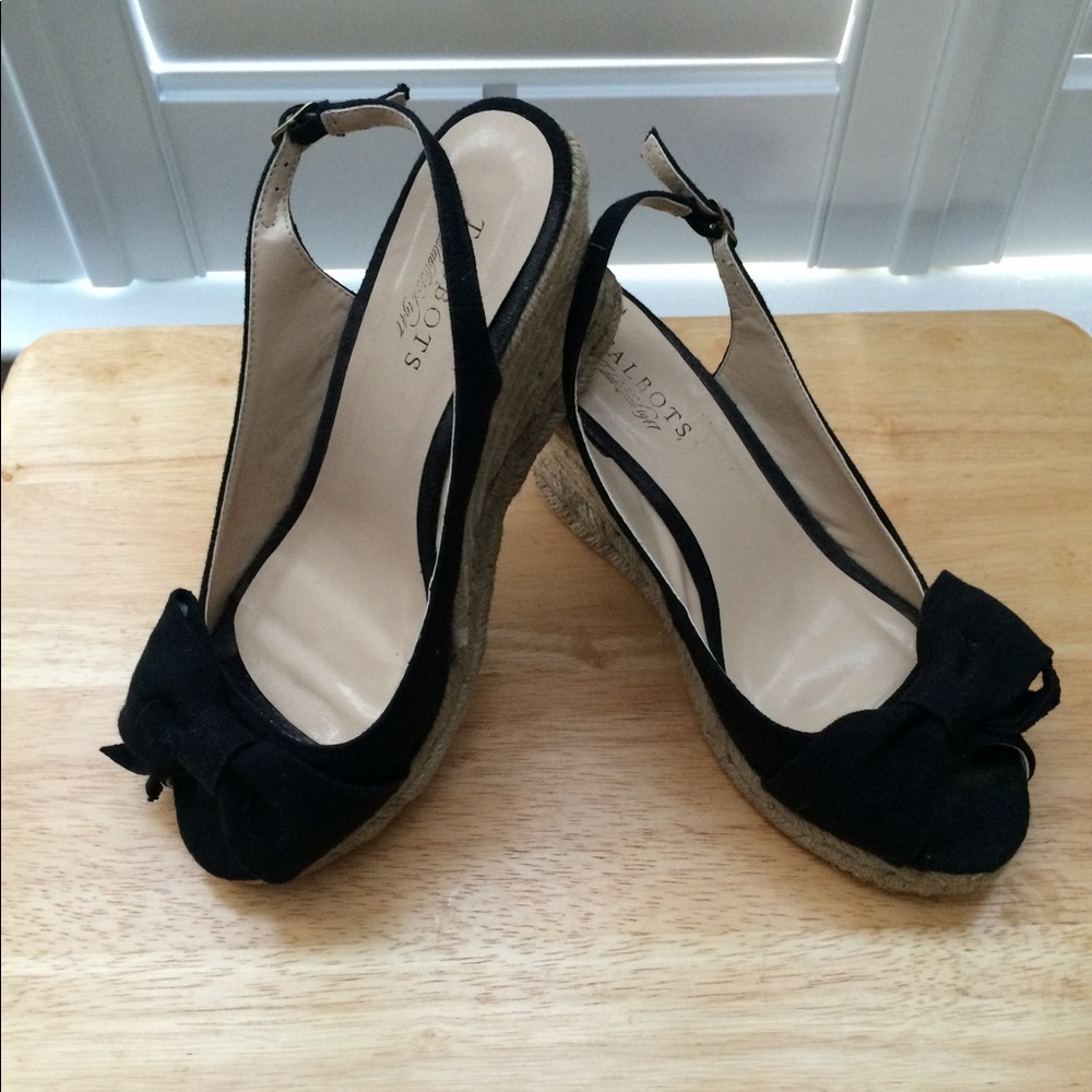 Women’s Size 9M Talbots Black Wedge Sandals with Bow